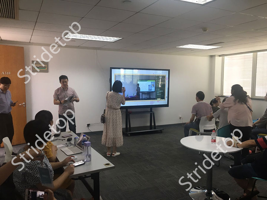 武漢市騰亞科技有限公司現(xiàn)場提供技術(shù)和教學設備支持！